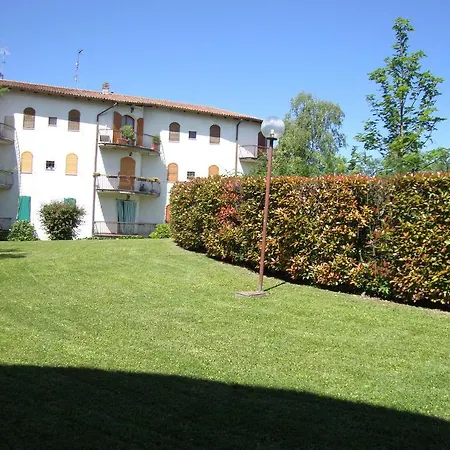 Апартаменты Il Glicine Sul Garda Turistico *