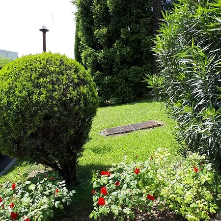 Il Glicine Sul Garda Turistico *